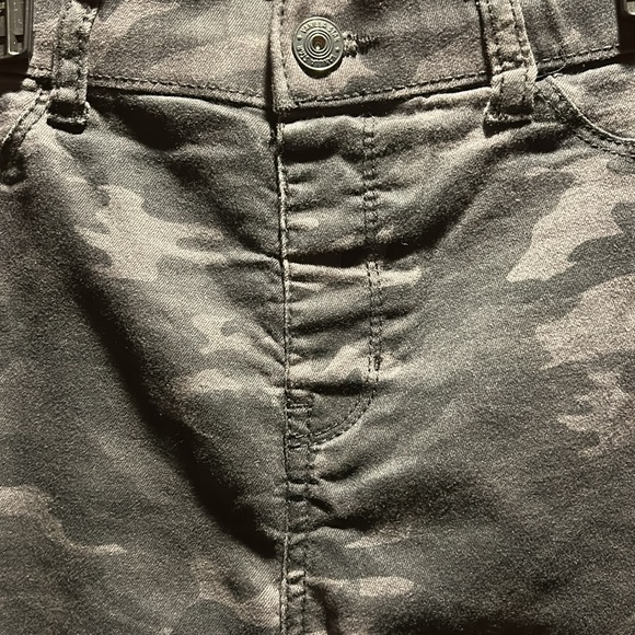 Women camo pants size M - Picture 2 of 5